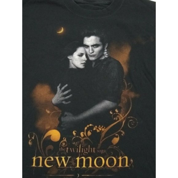 Twilight Saga New Moon Edward Bella Black T Shirt size Small USED - Picture 3 of 7